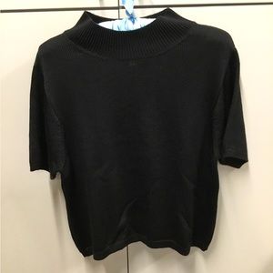 Fia Italia short sleeve mock ribbed neck top